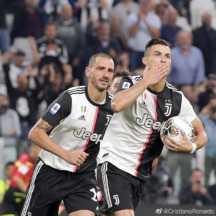  曼城旧将反戈一击助攻对手制胜